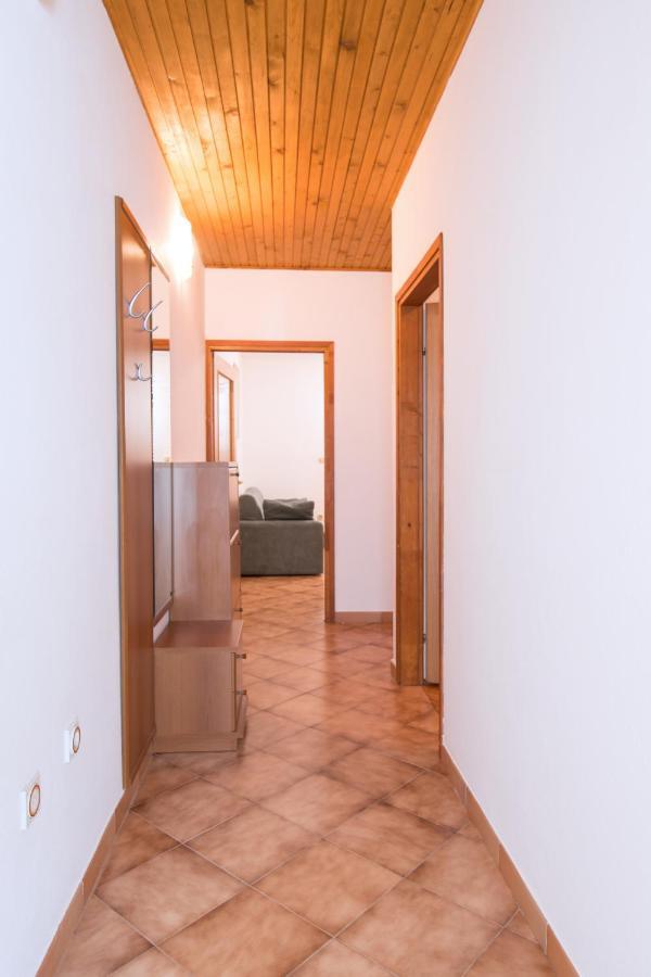 Apartments Mira 1 Premantura Ngoại thất bức ảnh